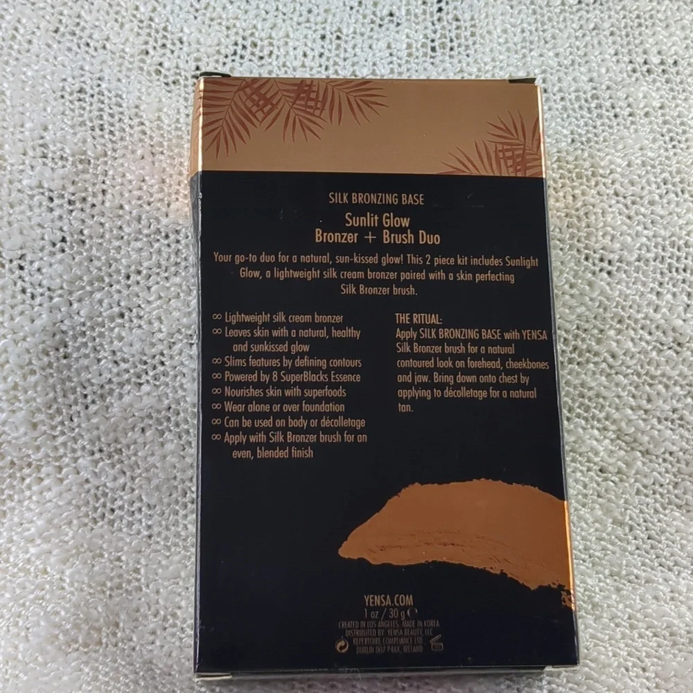 Yensa Silk Bronzing Base in Sunlit Glow, 30g/1.0oz